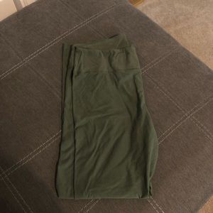 LulaRoe - Green Leggings - TC